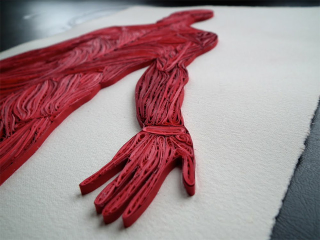 Illustration for article titled This beautiful anatomical art is made of paper, not flesh and bone